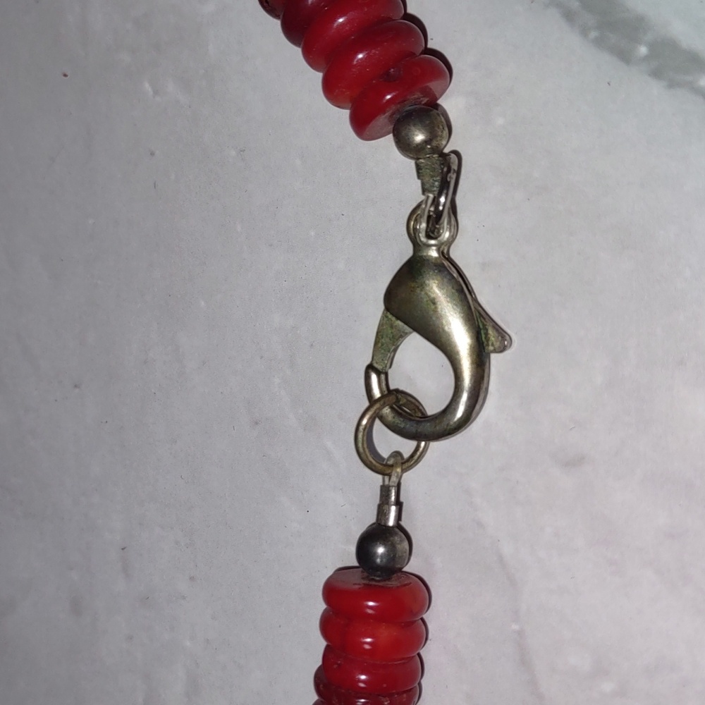 Vintage Artisan Crafted Coral Necklace - Picture 5 of 6